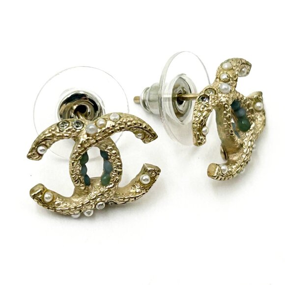 Chanel Gold Folded CC Mint Dot Seed Pearl Crystal Small Piercing Earrings - Picture 3 of 4